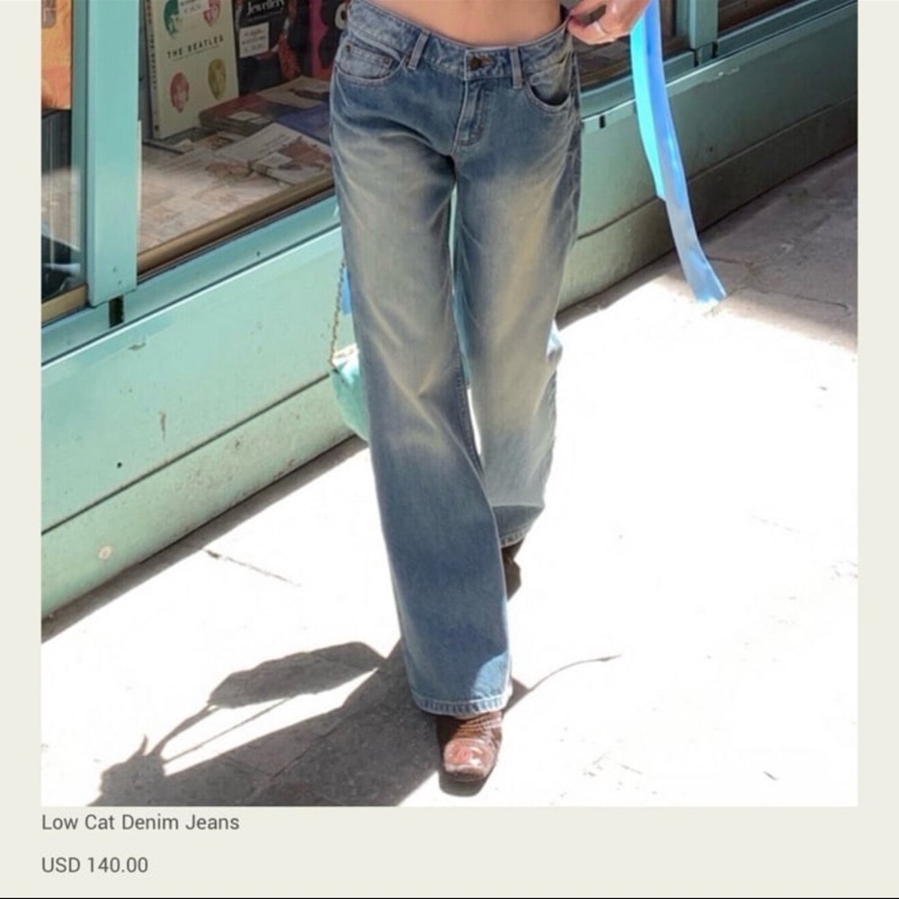 KFashion/ JFashion Seooocookie Low Cat Denim Jeans Size M